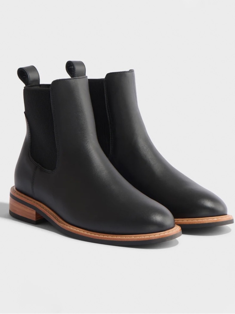 Women’s Nisolo Carmen Chelsea Boot Black - like new! Size 10